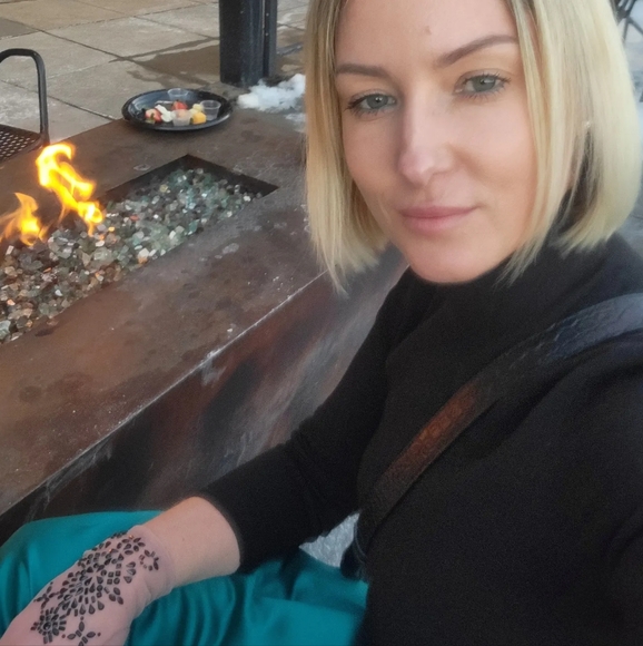 Meet your Posher, Inga - Picture 3 of 7